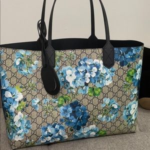Authentic New Gucci bag